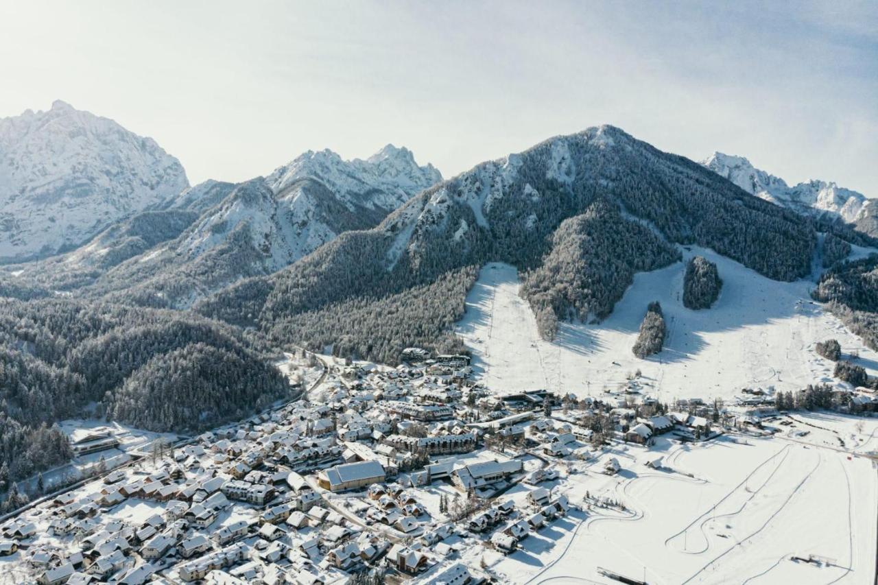 Sport & Sunny Cosy Alpine Retreat Apartment Kranjska Gora Luaran gambar